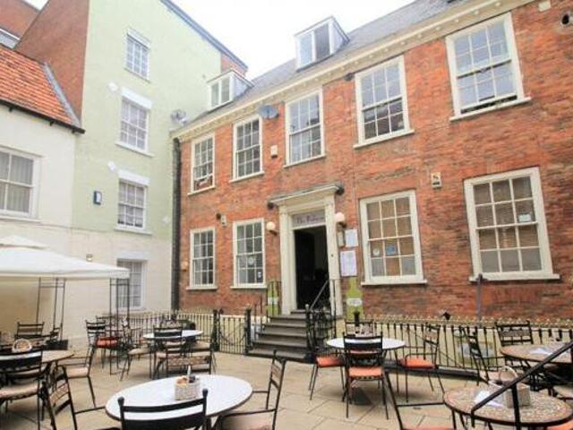 House for rent in Heigham Grove, East Bank