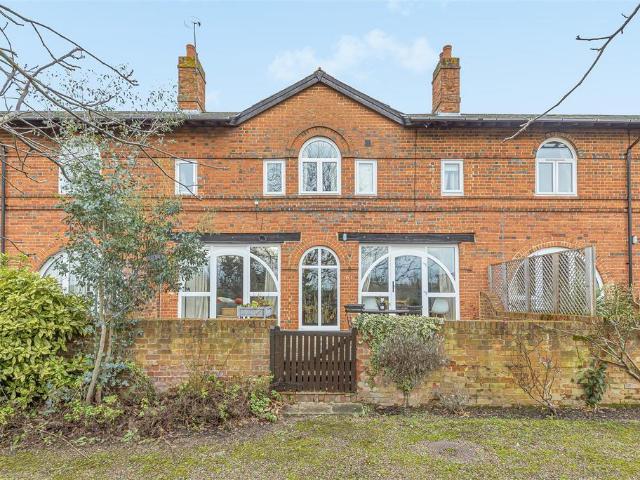 House for rent in Westborough, Surrey