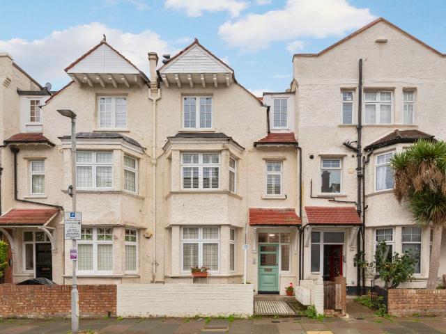 Apartment for rent in Royal Borough of Kingston upon Thames, Greater London