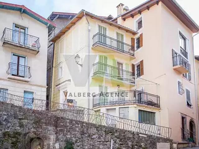 Maison vente à Nice, Guillaumes