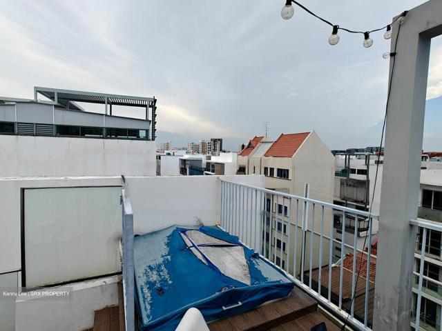 Apartment for sale in Geylang