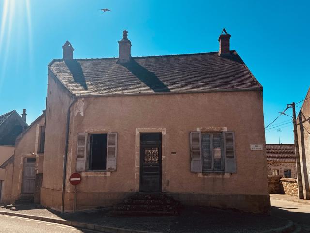 Maison vente à Avallon, Guillon