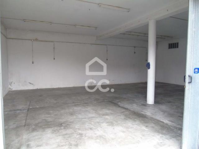 Ponto Comercial alugar em Guimarães Ponto Comercial alugar em Guimarães