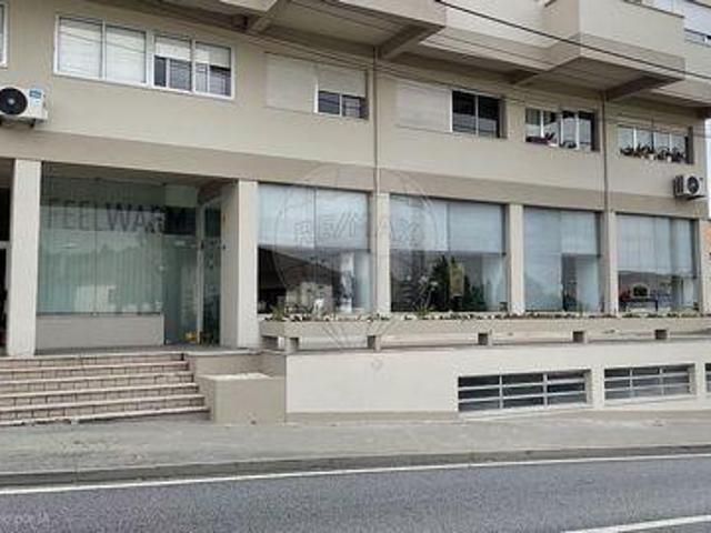 Escritório venda em Cruz da Argola, Guimarães