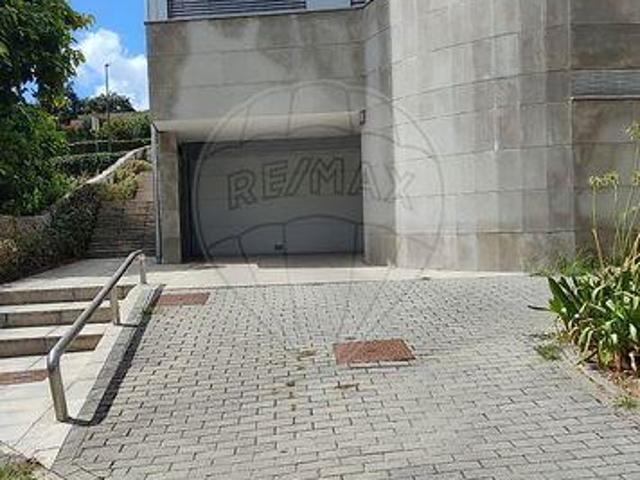 Garagem venda em Guimarães, Braga