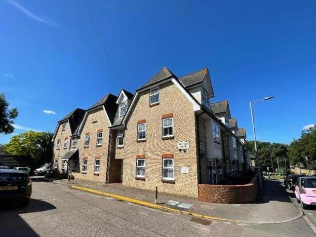 House for sale in Chipping Hill, Essex