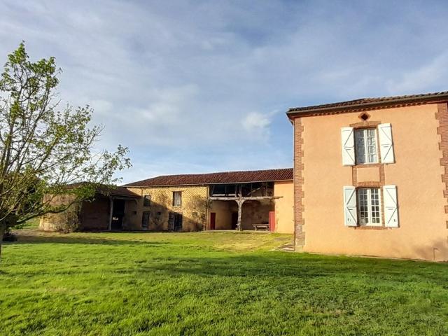 Maison vente à Tarbes, Guizerix