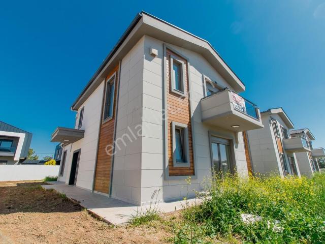 Döşemealti, Antalya içerisinde satılık Villa