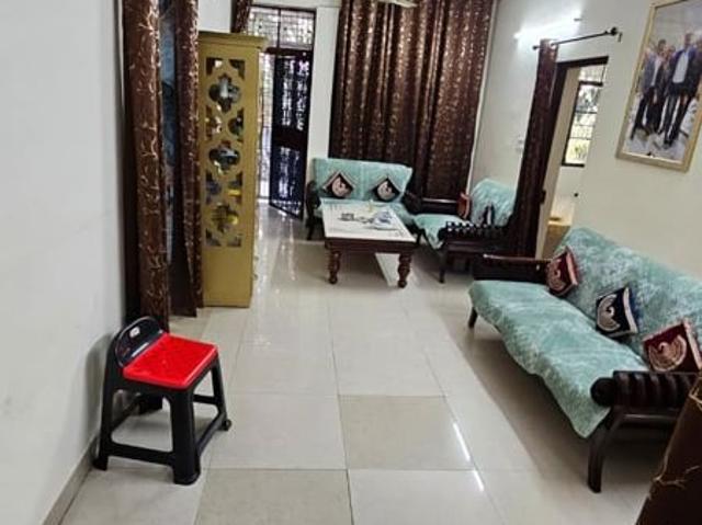 Flat for rent in Deri