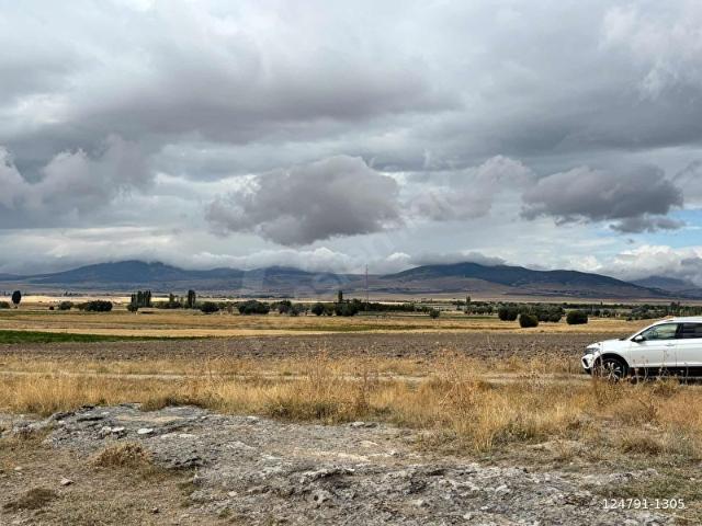Ovaören Köyü, Gülşehir içerisinde satılık Arsa