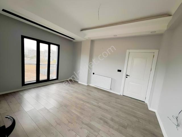 Erikli, Kızıltepe içerisinde kiralık mülk