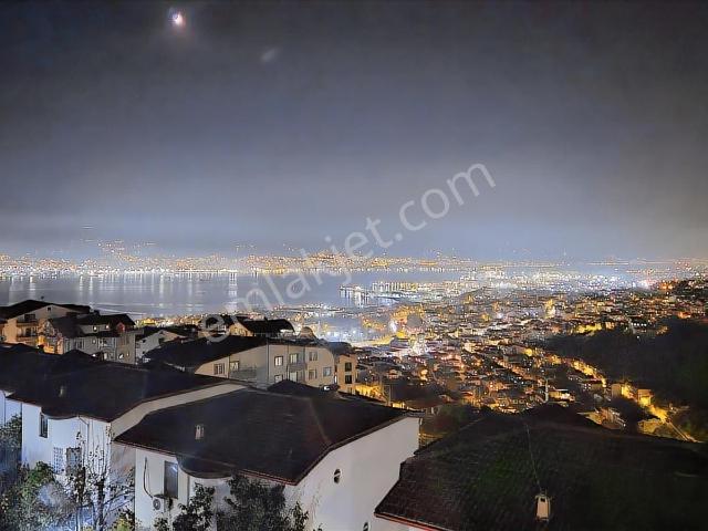 İzmit, Kocaeli içerisinde satılık Villa