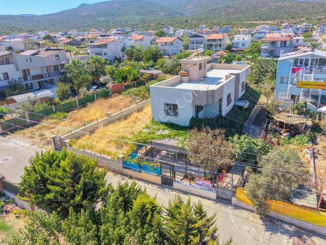 Karapınar, Urla içerisinde kiralık Villa