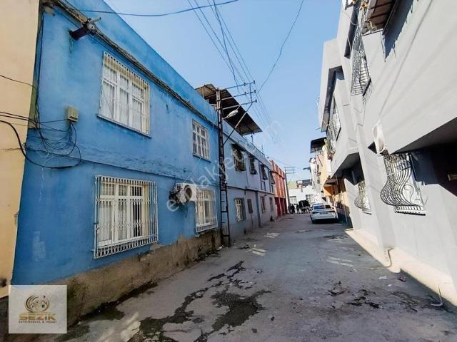Gülbahçesi Mahallesi, Seyhan içerisinde satılık Villa