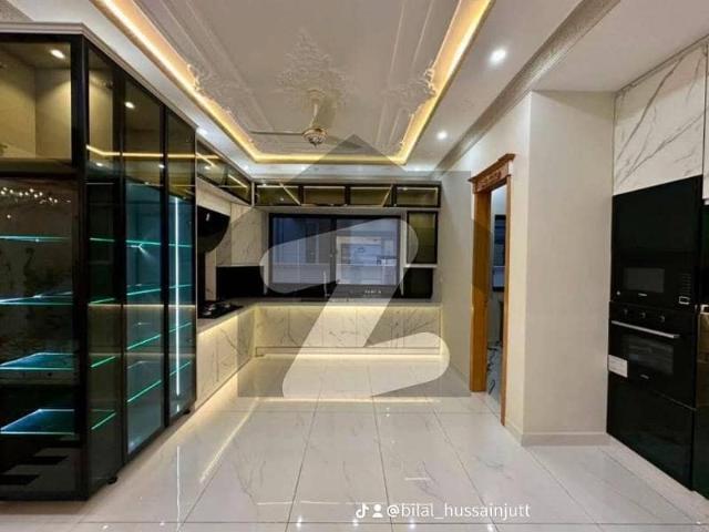 Building for sale in Rawalpindi, Islamabad Capital Territory