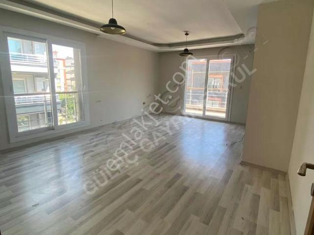 Menderes, İzmir içerisinde kiralık mülk