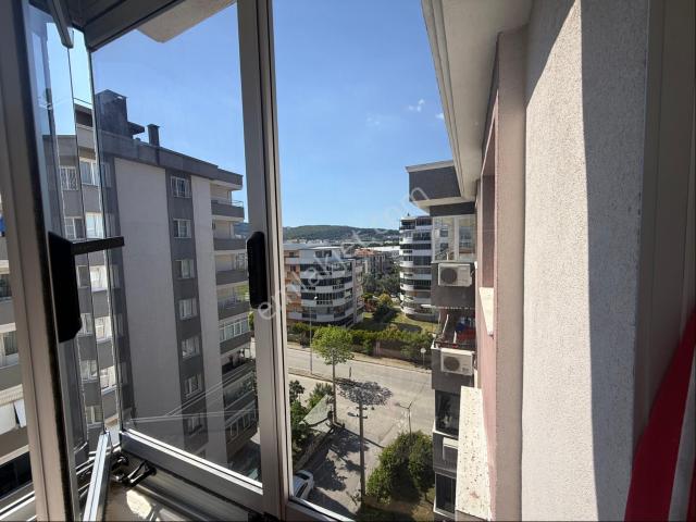 Gaziemir, İzmir içerisinde satılık mülk