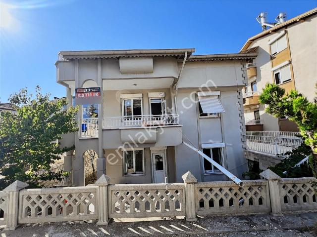 Isparta içerisinde satılık Villa