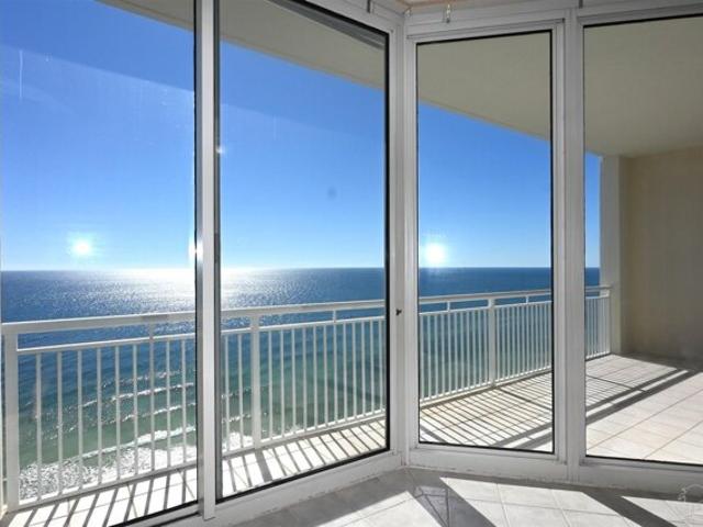 Condo for sale in Navarre