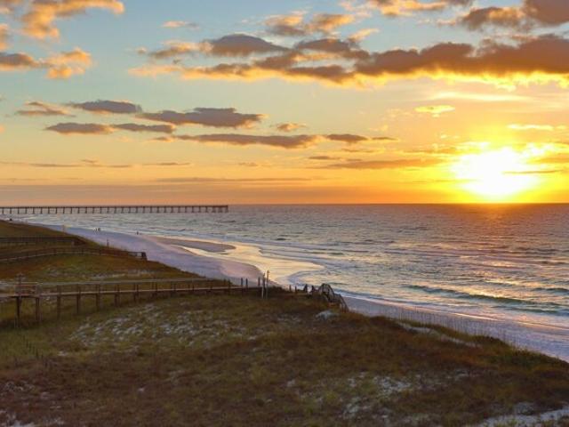 Condo for sale in Navarre