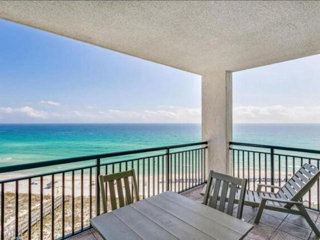 Condo for sale in Navarre