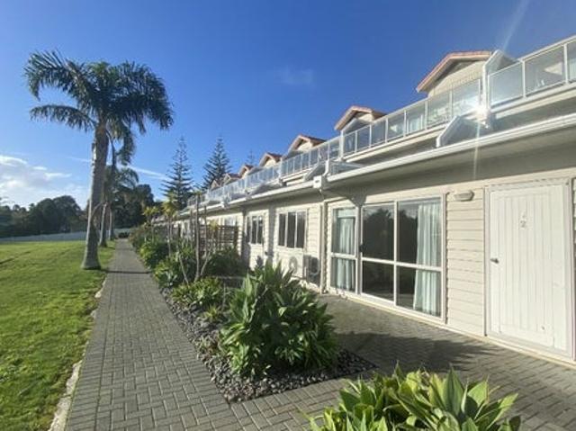 Apartment for rent in Whangaparaoa, Oroua County