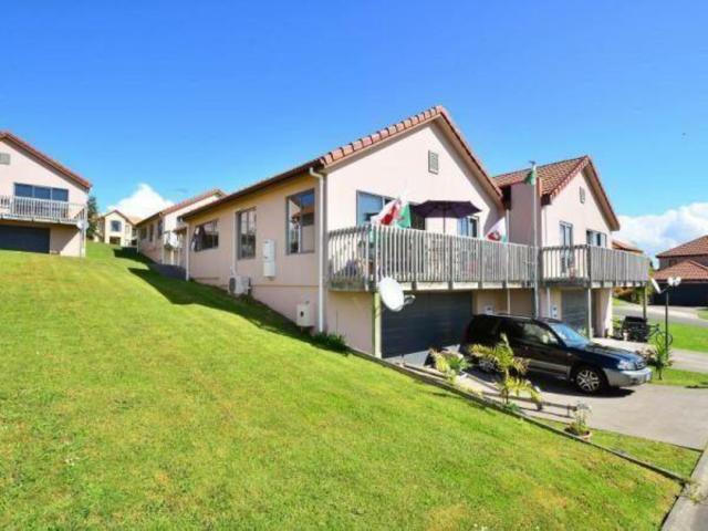 House for rent in Whangaparaoa