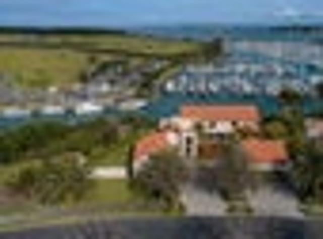 House for rent in Whangaparaoa