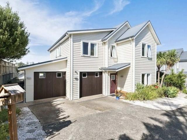 House for rent in Whangaparaoa, Oroua County