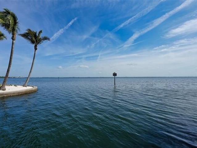 House for sale in Longboat Key