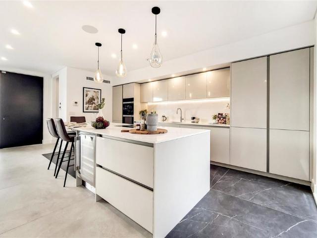 House for rent in Muswell Hill, Greater London