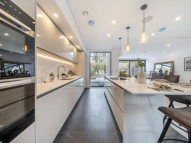 House for rent in Muswell Hill, Greater London
