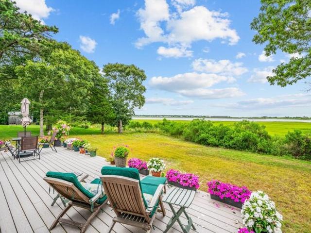 House for sale in West Yarmouth