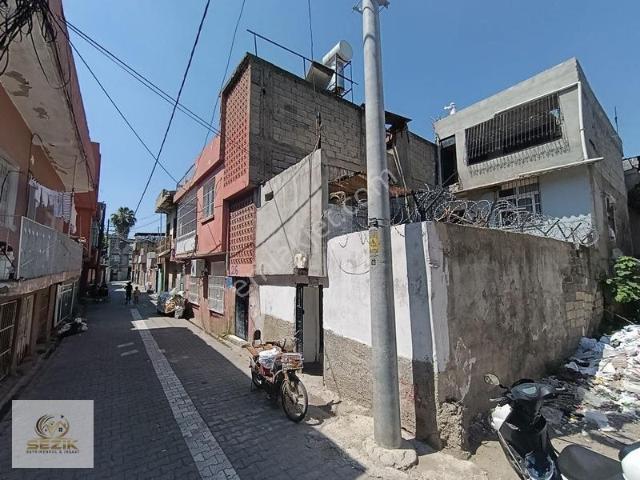 Gülpınar Mahallesi, Seyhan içerisinde satılık Villa