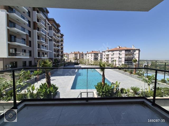 Menemen, İzmir içerisinde satılık mülk