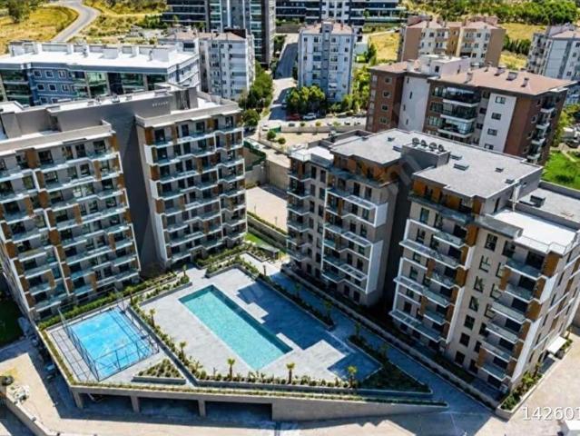 İstiklal Mahallesi, Menemen içerisinde satılık mülk