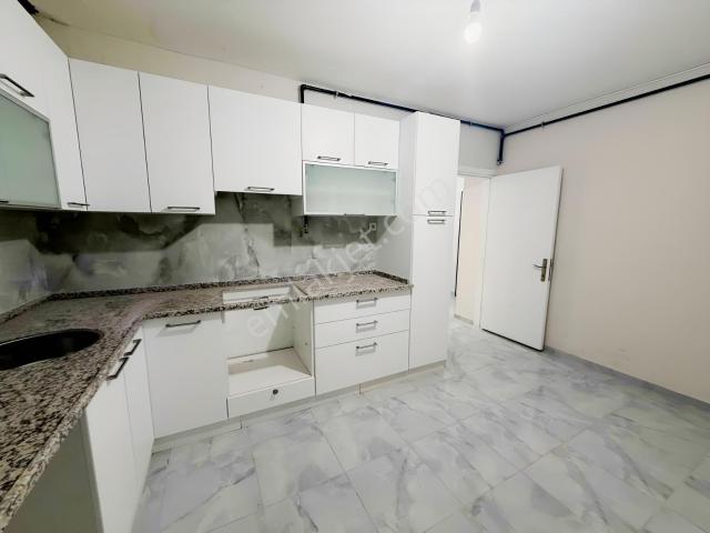 Gülyaka Mahallesi, Karabağlar içerisinde kiralık mülk