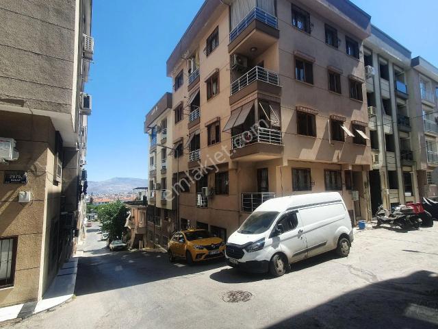 Karabağlar, İzmir içerisinde kiralık mülk