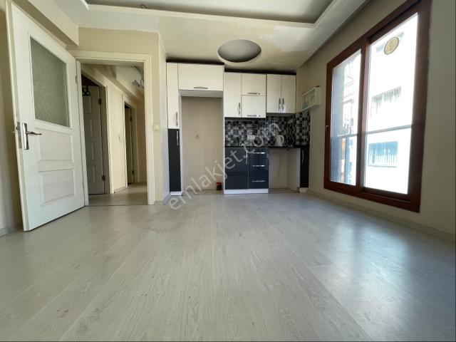 Karabağlar, İzmir içerisinde satılık mülk