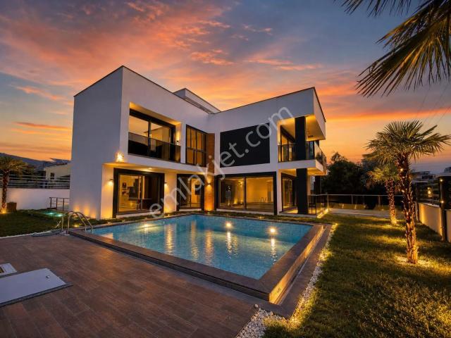 Edremit, Balikesir içerisinde satılık Villa