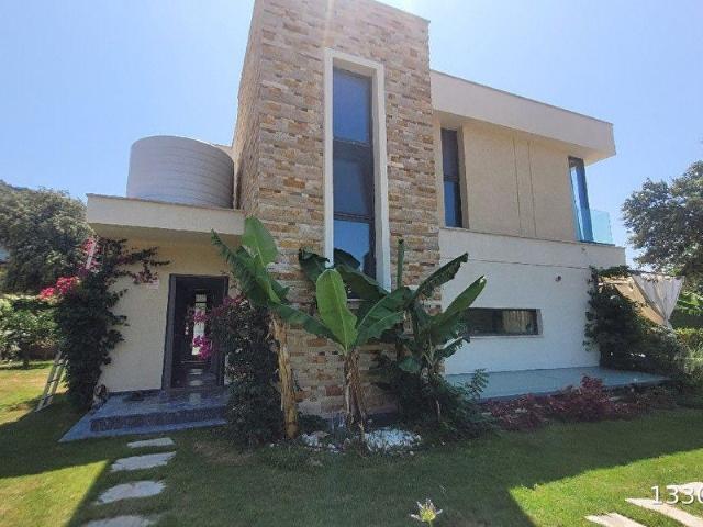 Muğla Merkez içerisinde satılık Villa