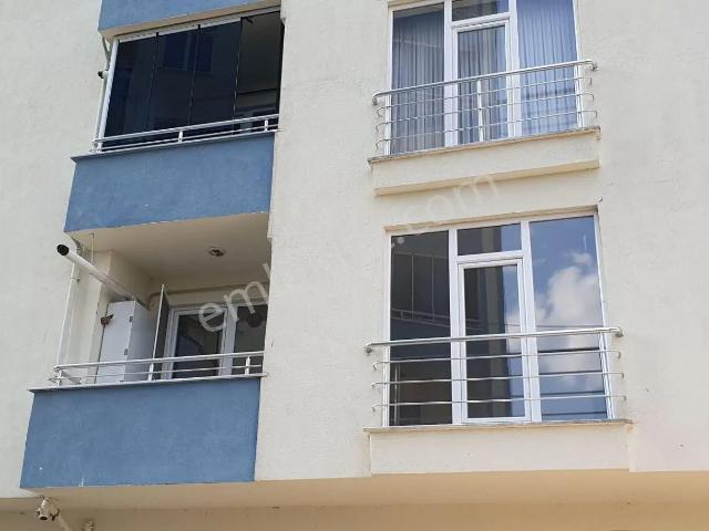 Selamlar, Gümüşova içerisinde satılık mülk