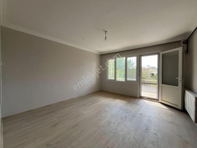 Gümüşpala Mahallesi, Bayraklı içerisinde kiralık mülk