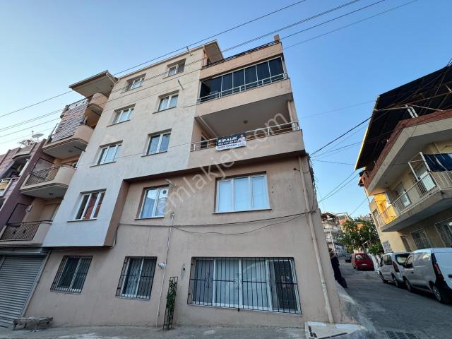 Bayrakli, İzmir içerisinde kiralık mülk