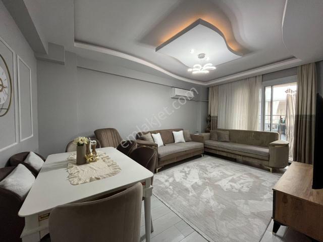 Bayrakli, İzmir içerisinde satılık mülk