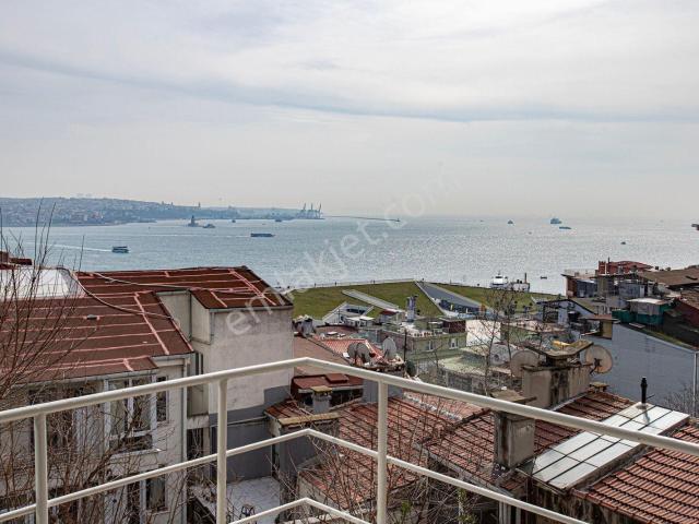 Kabataş, Beyoğlu içerisinde satılık mülk