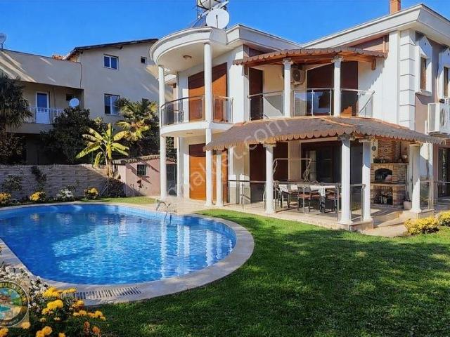 Menderes, İzmir içerisinde satılık Villa