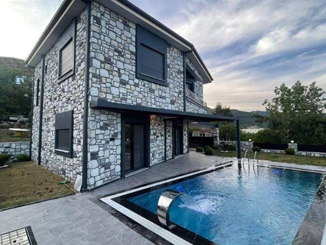 İzmir Merkez içerisinde satılık Villa İzmir Merkez içerisinde satılık Villa