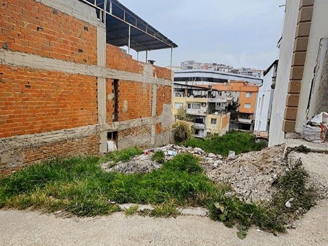 Karabağlar, İzmir içerisinde satılık Arsa