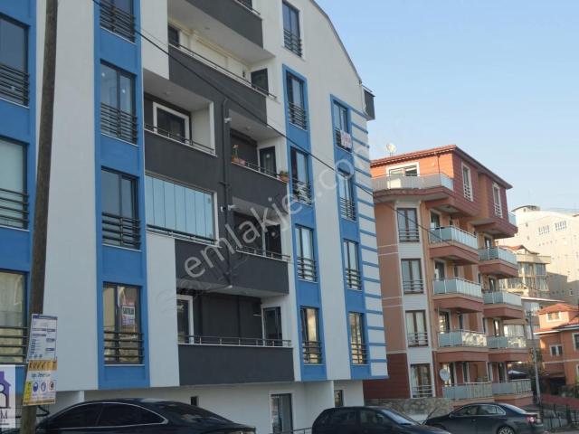 İzmit, Kocaeli içerisinde kiralık mülk